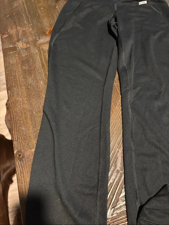 Patagonia Black Women's Leggings - Picture 5 of 12